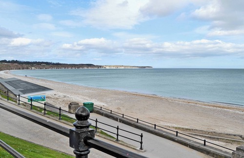 Fitling Cottage | 1 bedroom accommodation in Fitling, near Hull