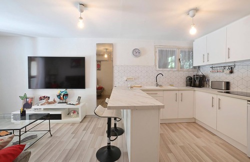 Lunel Apartment | 1 bedroom amazing apartment in Lunel