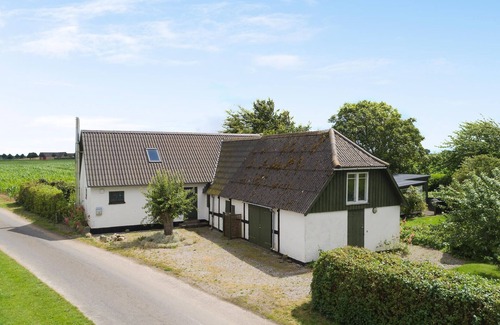 Majbolle House | 1 bedroom amazing home in Stubbekøbing