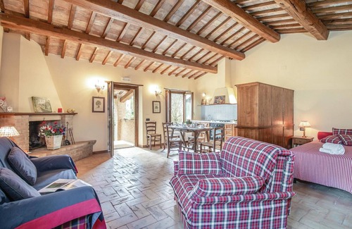 Bazzano Inferiore House | 1 bedroom amazing home in spoleto pg