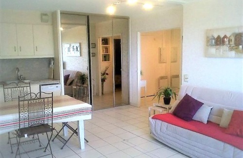 Ciboure Apartment | 1 Bedroom Apartment In Ciboure