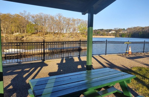 Readville Apartment | 1-Bedroom Apartment in Milton Lower Mills convenient to Boston & Cambridge