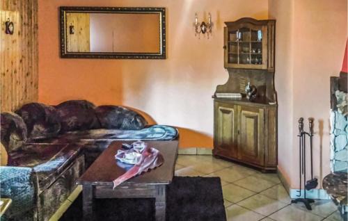 Objazda Apartment | 1 Bedroom Awesome Apartment In Retowo 4