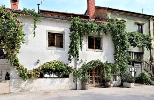 Kastav Apartment | 1 bedroom awesome apartment in Kastav