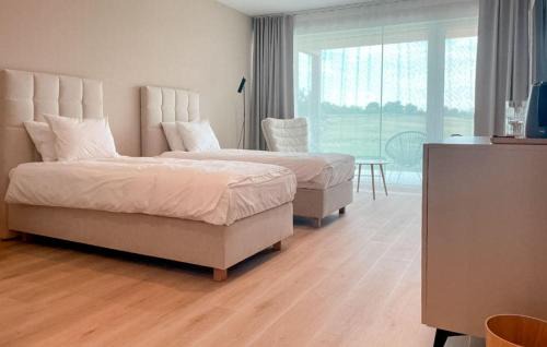 gmina Stare Czarnowo Apartment | 1 Bedroom Awesome Apartment In Binowo