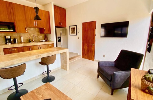 San Antonio Tlayacapan House | 1 Bedroom Beautifully Renovated Guest House in Ajijic - Walk to Everything