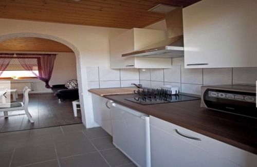 Rederscheid Condo | 1-bedroom condo in Windhagen with WiFi, near Cologne, Dusseldorf & Bonn