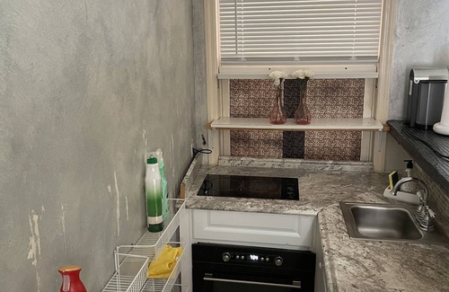 Gravesend House | 1 bedroom cozy appt.