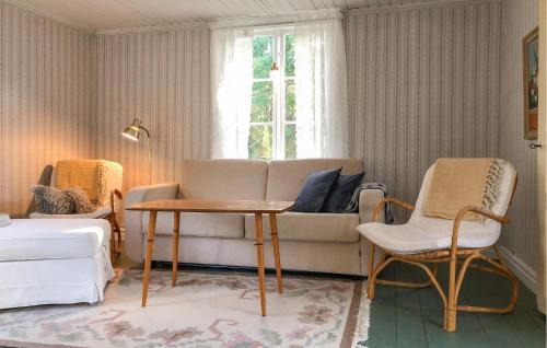 Vikbolandet House | 1 Bedroom Cozy Home In Vikbolandet