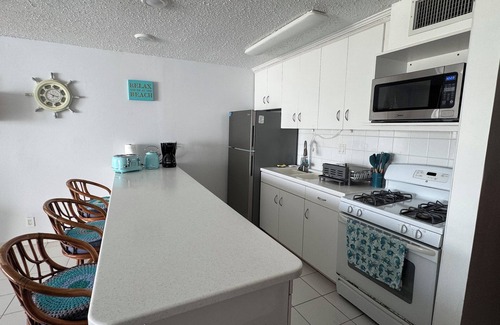 Red Hook Condo | 1 bedroom Crystal Cove condo on Sapphire Beach. Gated community, private beach.