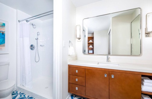Estate Frenchman Bay Resort | 1 Bedroom Deluxe Condo at Limetree Beach, Saint Thomas!