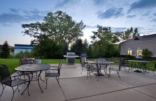 Half Day Condo | 1 Bedroom | Free Breakfast, Indoor Pool Access