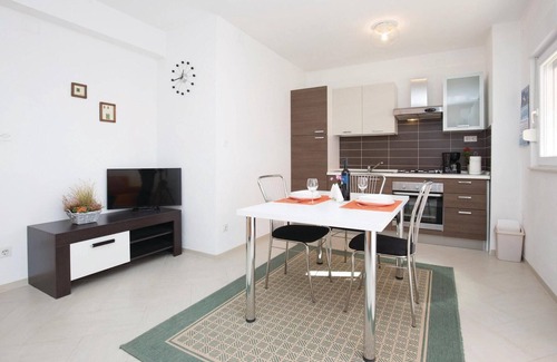 Selce Apartment | 1 bedroom gorgeous apartment in Selce
