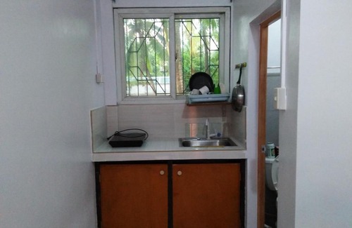 Central Luzon Resort | 1 bedroom housebythesea Seaview