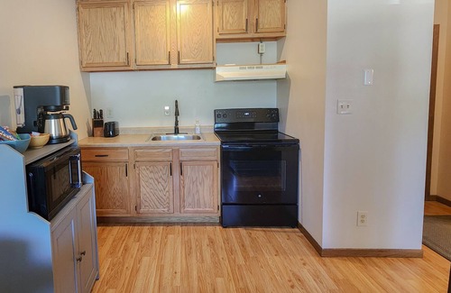 Grafton Apartment | 1 Bedroom in Historic Grafton #12
