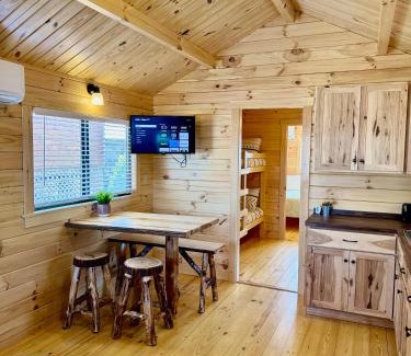 Marion House | 1 Bedroom Log Cabin on Lake James-Private Resort Amenities