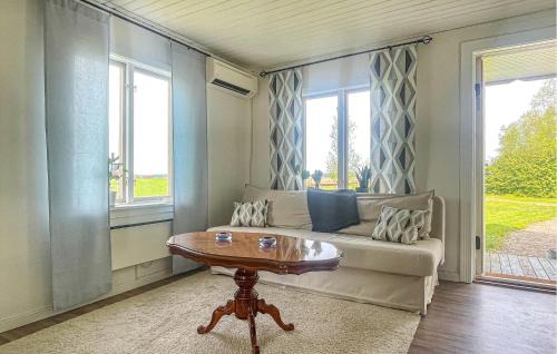 Valberg House | 1 Bedroom Lovely Home In Vålberg
