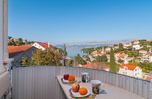 Splitska Apartment | 1 bedroom nice apartment in Splitska
