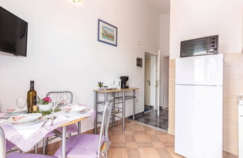 Bakarac Apartment | 1 bedroom nice apartment in Bakarac