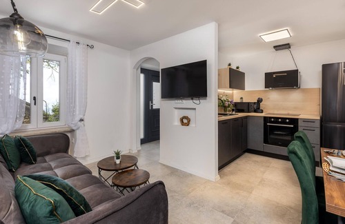 Hreljin House | 1 bedroom nice home in Hreljin