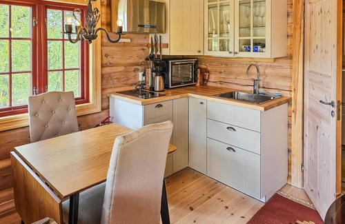 Sor-Fron House | 1 bedroom nice home in Sør-fron