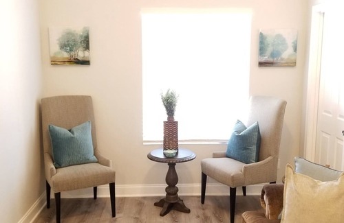 Langston Apartment | 1-Bedroom Panhellenic Apartment Suite w/Office Space at Ballards by The Lake
