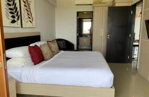 Kartika Plaza Apartment | 1 Bedroom Penthouse Apt, 50Mbs