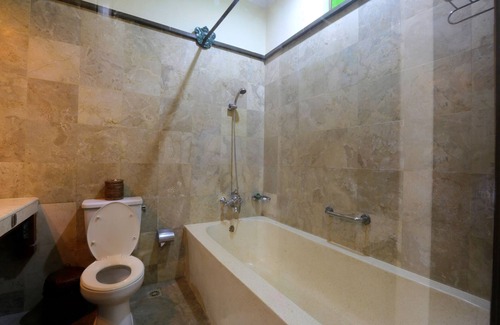 Penatih Resort | 1 Bedroom private balcony near Ubud with views of the grounds and rice fields