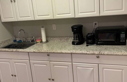 Blue Jay Apartment | 1 Bedroom studio apartment