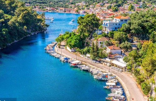 Longos Apartment | 1 bedroom studio, short walk to Laggos w/sea views