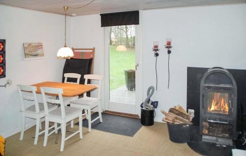 Skygge House | 1 Bedroom Stunning Home In Ejstrupholm
