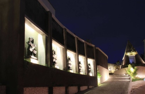 By Pass Ngurah Rai Villa | 1 Bedroom Villa Retreat in Nusa Dua, 15 Mins from Jimbaran Bay