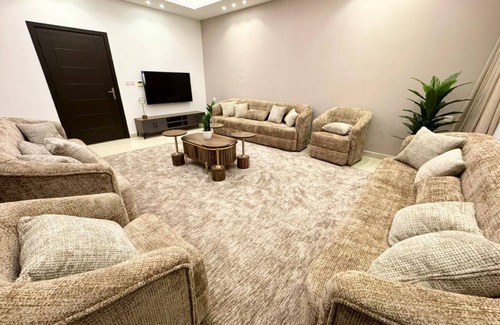 Mecca Apartment | 1 Bedroom With Living Area Modern and Luxurious Apartment Near Haram Makkah