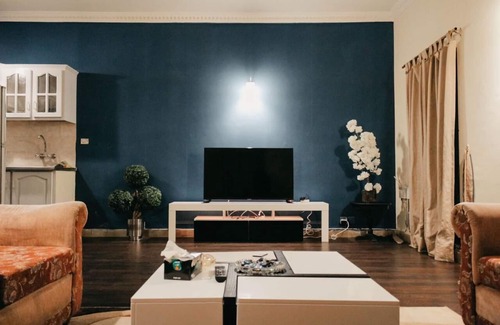 Islamabad Apartment | 1 BHK F10 Markaz Netflix wifi comfortable living