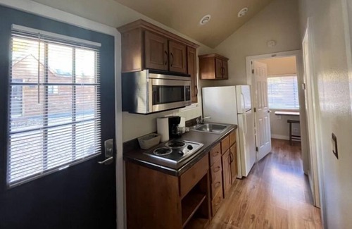 Park City Cabin | 1 BR / 1 BA Cabins.