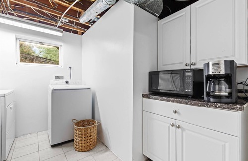 Silver Spring Apartment | 1-BR Flat in Silver Spring, Close to Dwntwn&METRO
