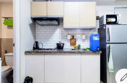 Taytay Condo | 1 BR Interiored Condo w/Unlimited Fast Wi-Fi, Netflix, YouTube, and Hot Shower