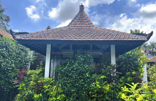 Lodtunduh Villa | 1-BR Ubud Villa - The Writers Nest. The Perfect Balance of Privacy & Community