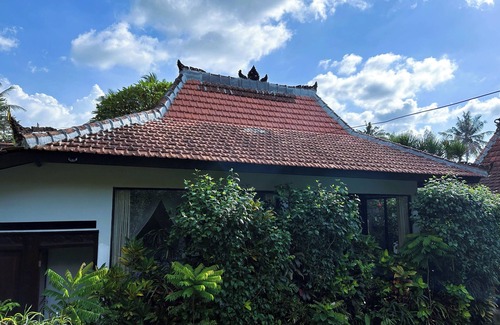 Lodtunduh Villa | 1-BR Ubud Villa - The Writers Nest. The Perfect Balance of Privacy & Community