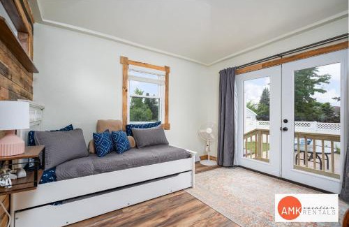 Holland House | 1 Happy Acre