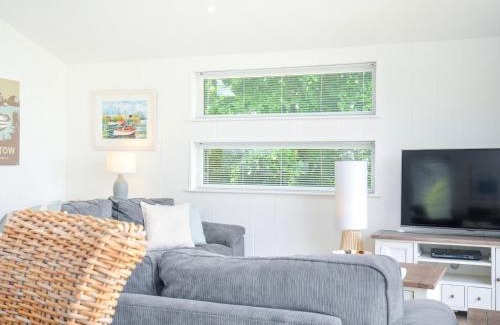Dobwalls House | 1 Horizon View