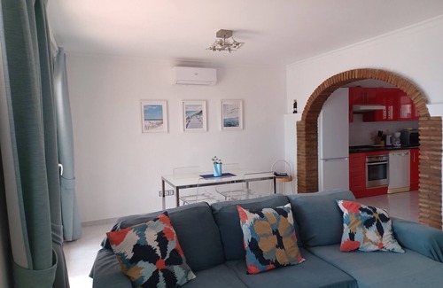 El Faro Villa | 1 House in front of the sea. With garden, swimming pools and powerful WI-FI. costabonita Spain