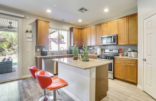 North Las Vegas House | 1 Mi to Aliante Casino: Townhome w/Fenced Yard!