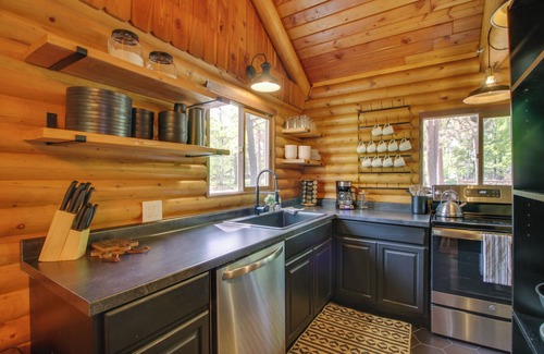 Breezy Point Cabin | 1 Mi to Beach & Lake: Breezy Point Cabin w/Yard!