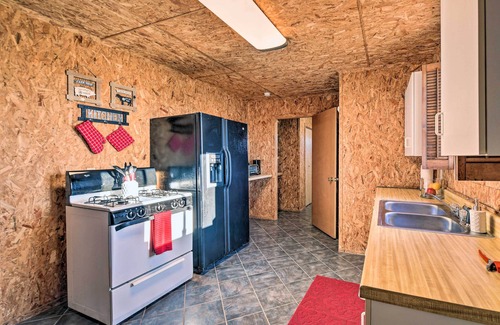Temple Cottage | 1 Mi to Belton Lake: Peaceful Temple Escape!