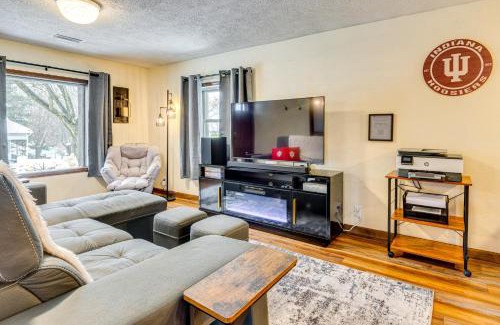 Bloomington House | 1 Mi to IU Hoosier Home with Fire Pit and Fenced Yard