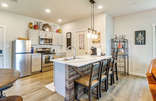 Palo Pinto County Cabin | 1 Mi to Lake: Pet-Friendly Cabin in Strawn