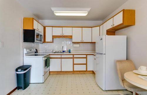 Aurora Apartment | 1 Mi to Metro Station Cozy Aurora Horse Farm Apt!