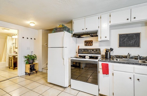Granite Falls House | 1 Mi to Mountain Loop Highway: Cozy Home w/Yard!