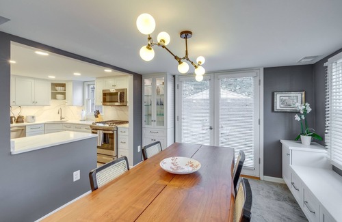 Old Town West House | < 1 Mi to Waterfront: Old Town Alexandria Home!